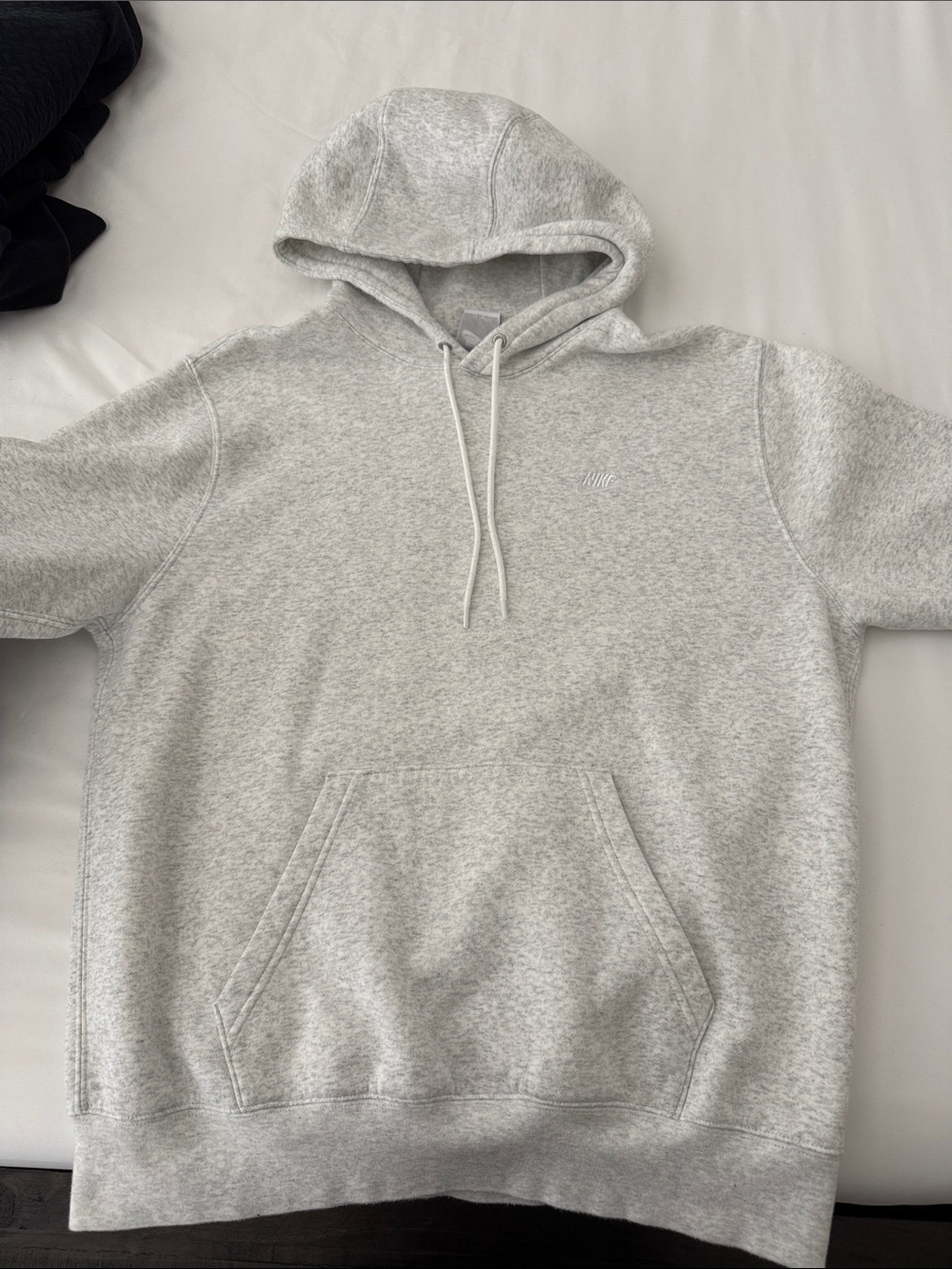 Nike Men’s Heather Gray Pullover Hoodie
